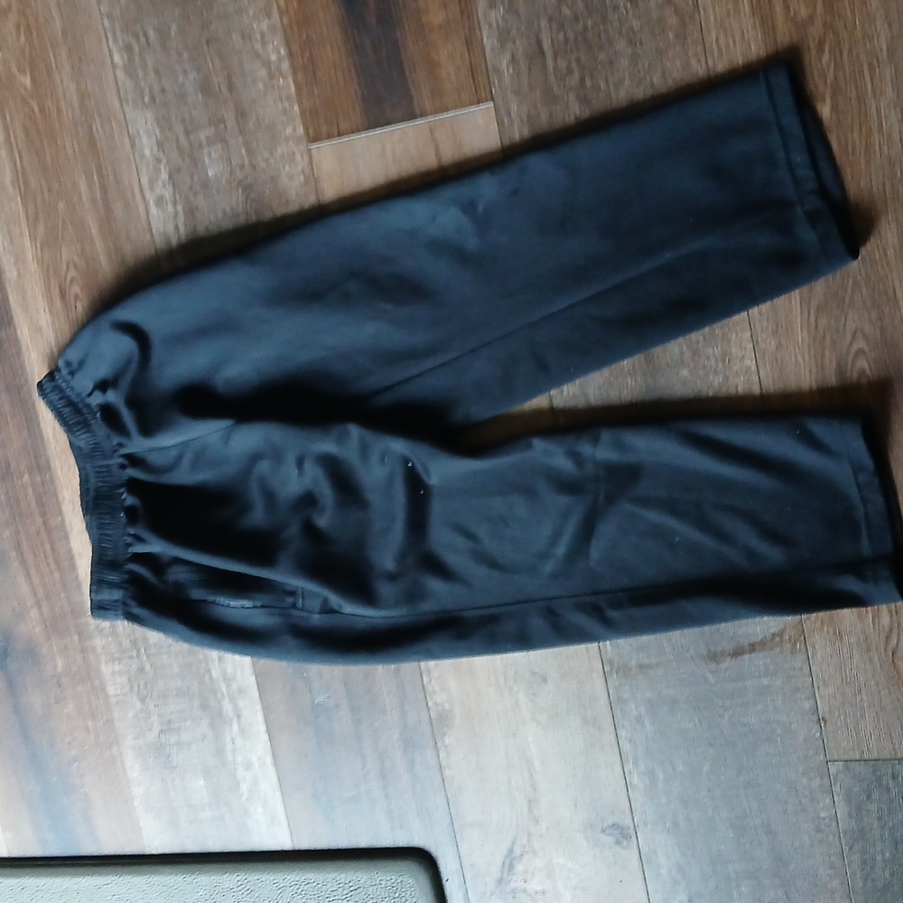 Athletic pants